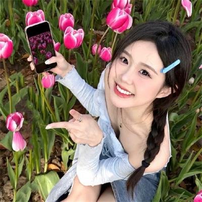 露的青春成长日记 在线观看